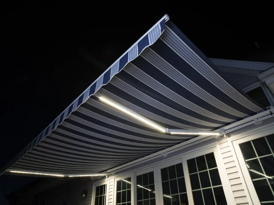 Get custom MagnaTrack motorized screens in Fort Wayne, IN from certified installers.