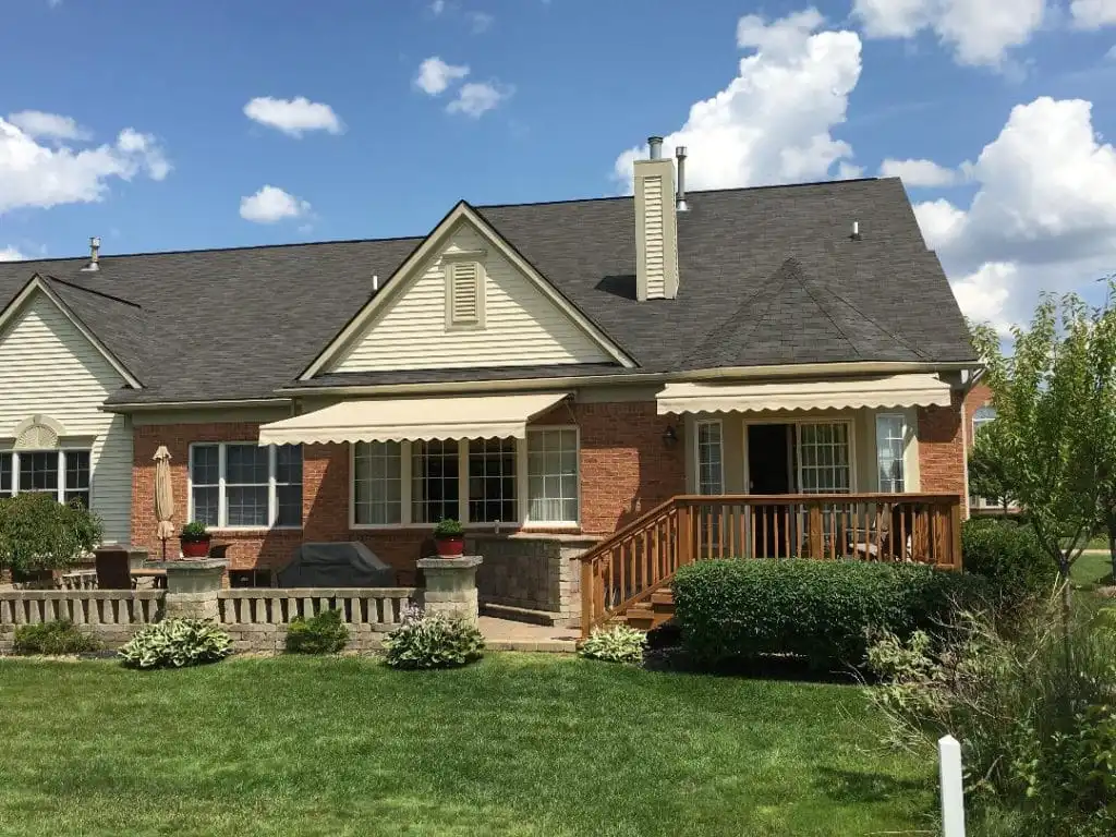 Get custom MagnaTrack motorized screens in Fort Wayne, IN from certified installers.